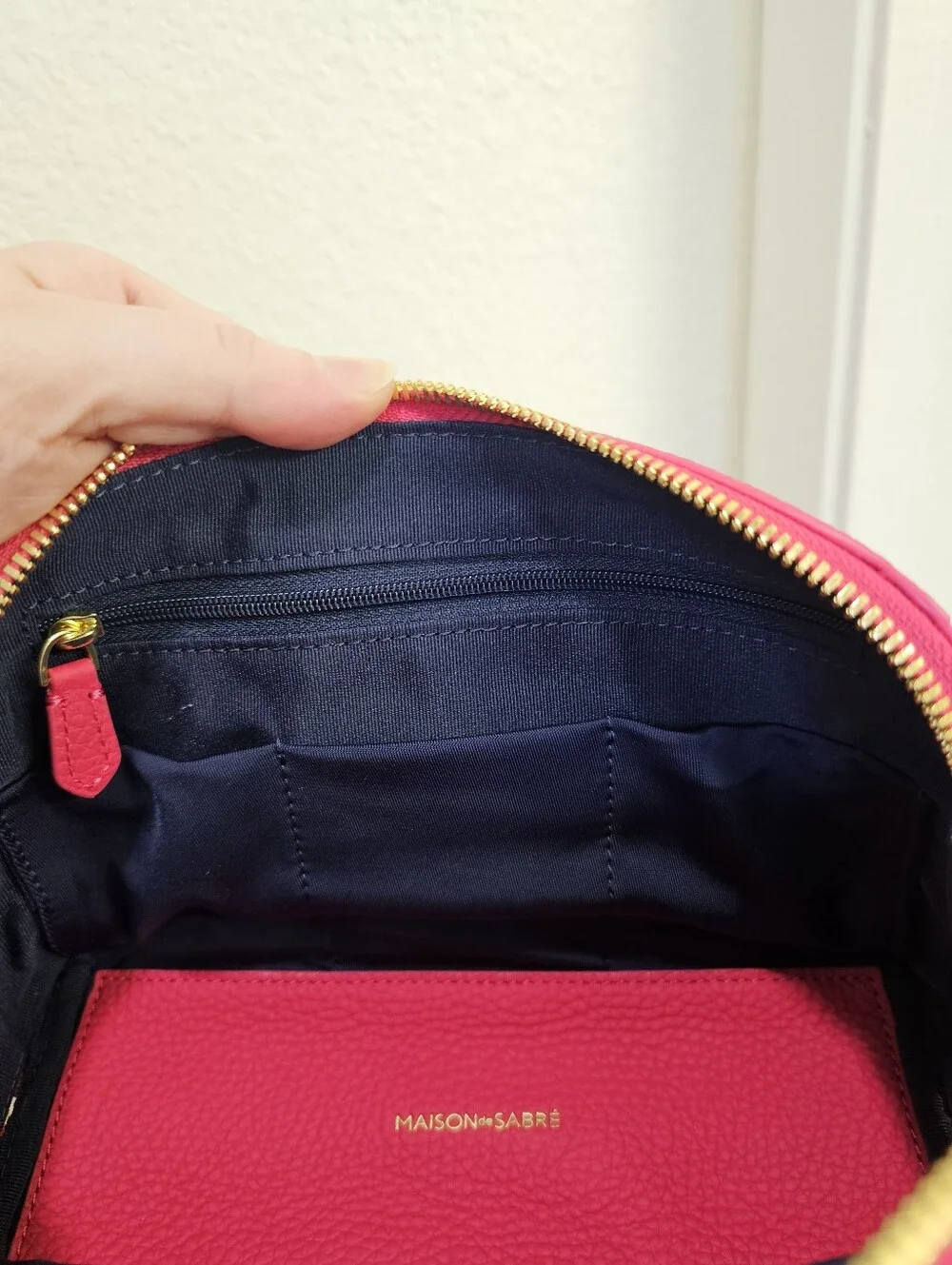 New MAISON de SABRÉ The Tech Pouch Shibuya Fuschia Leather
